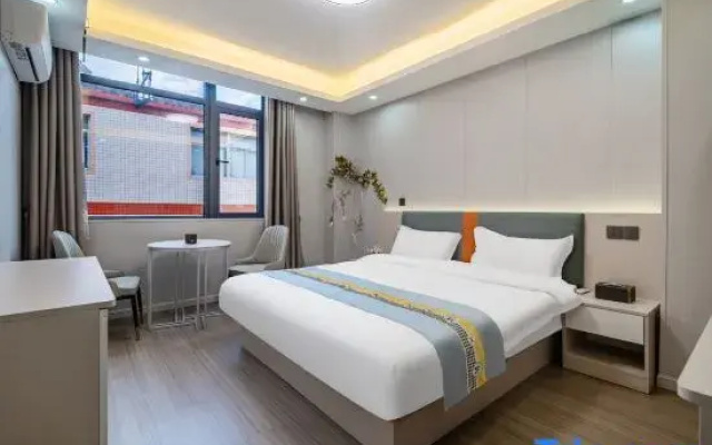 Yuebo Hotel