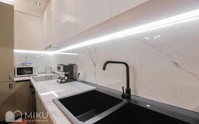 Miku Apartment - LUX 2Bd Apartment At City Center