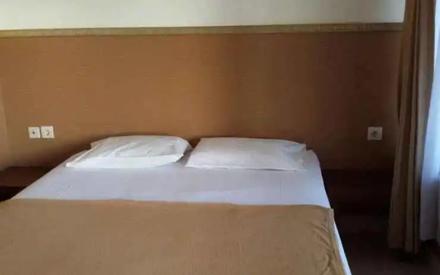 Pandora Hotel