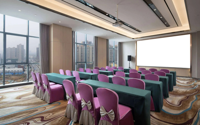 Ramada By Wyndham Wuhan North