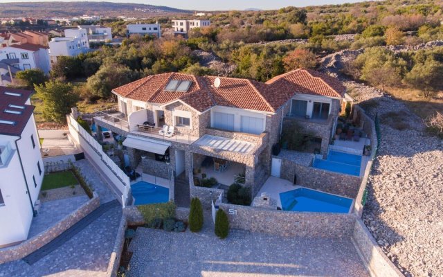 Awesome Home in Krk With Wifi and 2 Bedrooms