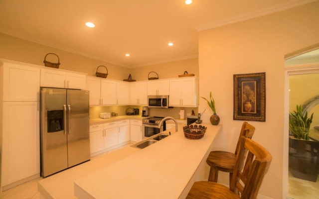 Colina 4E - 2 bdr 2 Bath