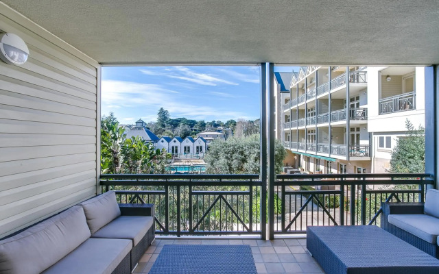 Portsea Village Resort