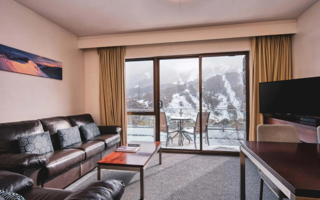 Lantern 1 Bedroom Balcony with mountain and village views