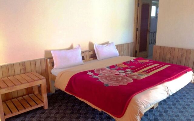 A O Guest House & Home Stay