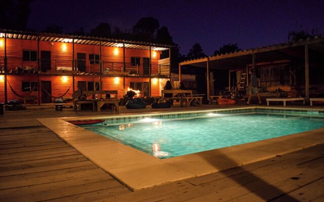 Compay Hostel La Pedrera