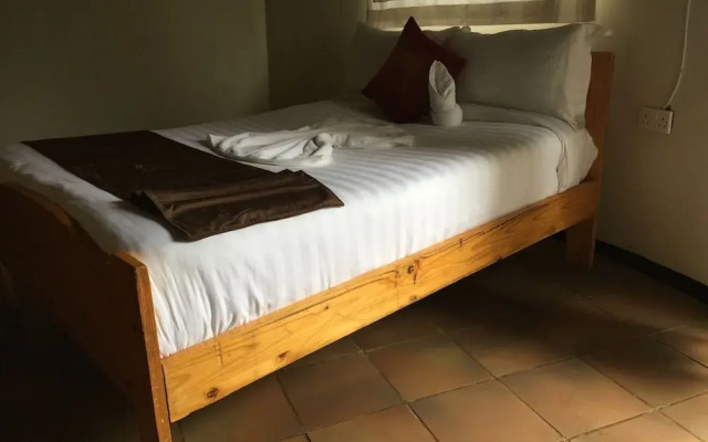 Kgogomodumo Lodge
