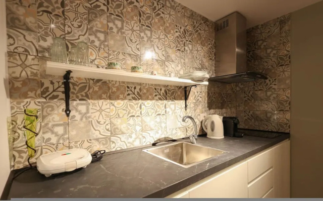 Grandstay Studios 105