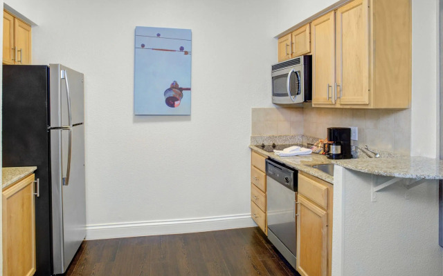 HYATT house Dallas/Lincoln Park