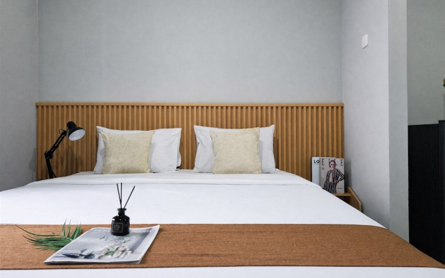 Stunning And Homey Studio Apartment The Ayoma