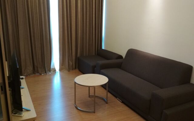 Queens Service Suite at Swiss Garden Residences