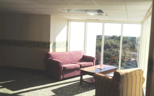 Allure Suites