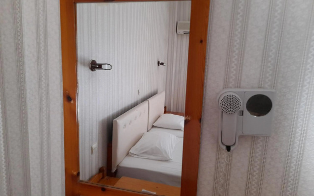 Phaethon Hotel