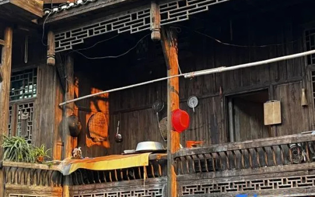 A Night in the Fanchen (Biancheng Chadong Scenic Area)