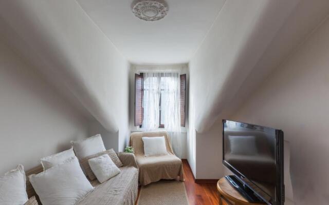 Mansarda Genovesi nel Quartiere di Crocetta by Wonderful Italy