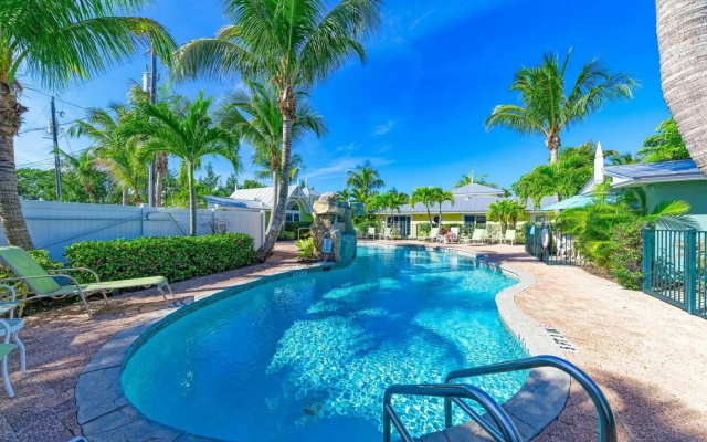 Sand Dollar - 6604 Holmes Blvd