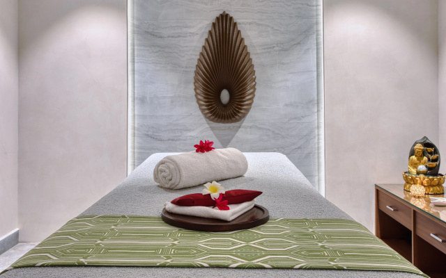 Holiday Inn Cochin by IHG – Guest Rooms – Kochi