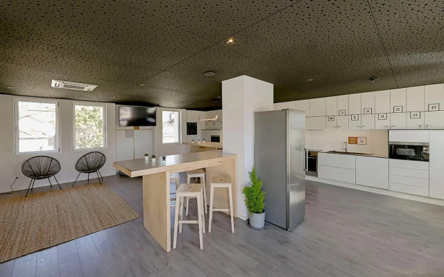 Uporto House Residence