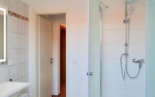 Farmstay Neuendorfkrug, La1/4tow - Formerly TUI