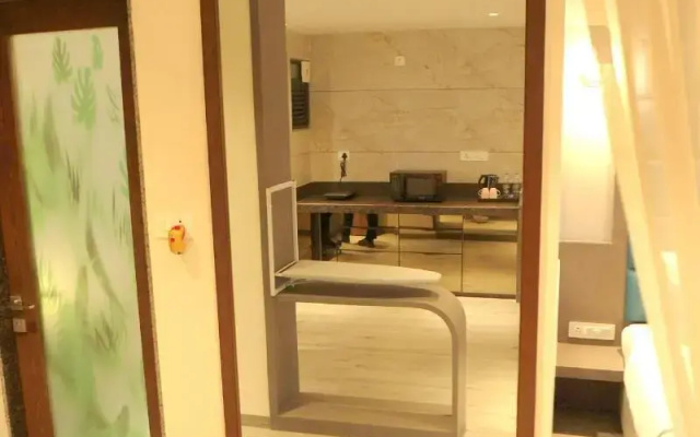 Hotel The Excellency