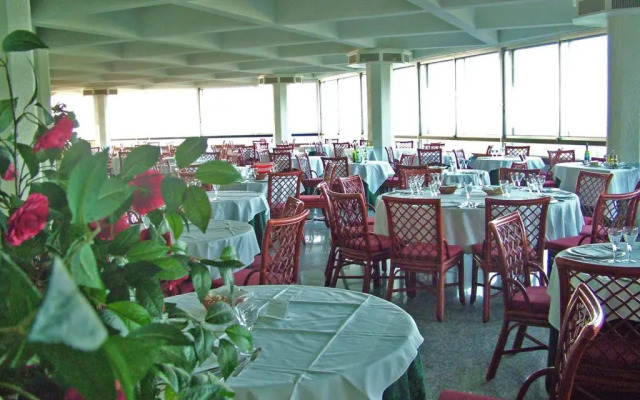 Hotel Capo Est