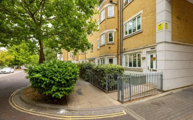 The Peckham Sanctuary - Snazzy 3bdr House With Patio