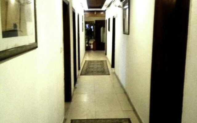 MerryDay Inn