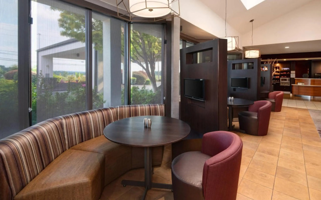 Courtyard By Marriott Augusta
