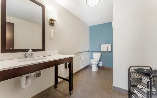 Sleep Inn & Suites Cumberland - LaVale