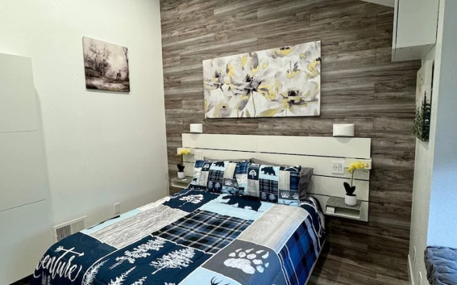 Lakefront View #2463