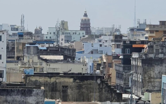 S M Mansion near Harbour & High court