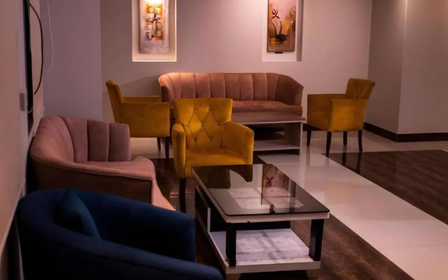 Ahlin Suites 2