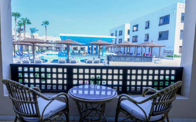 Blend Club Aqua Resort