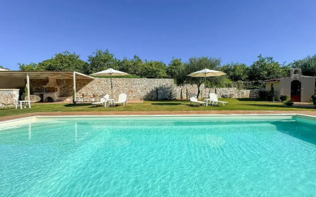 Villa Adam