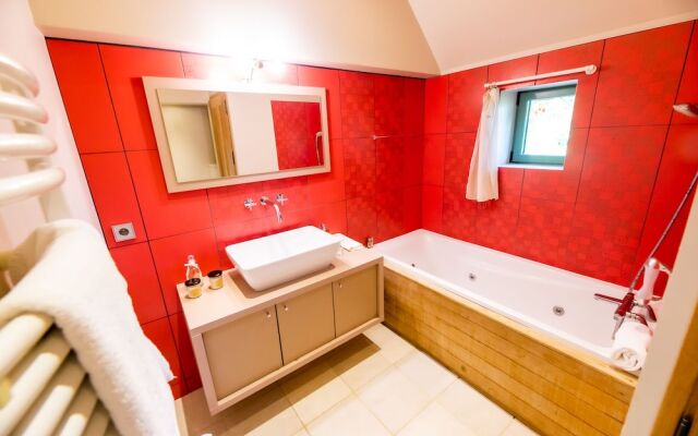 Maison d'Hôtes La Ferme de L'Oudon & Spa