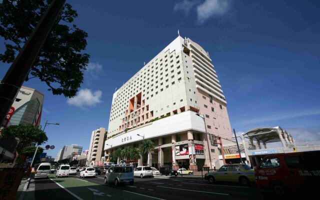 Okinawa Kariyushi Urban Resort Naha
