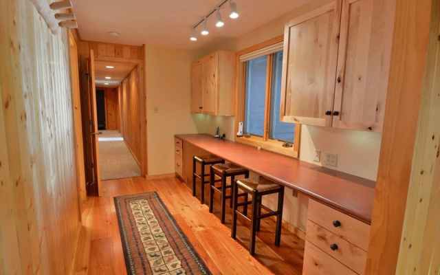 Bearfoot Retreat 4 Bedrooms 3 Bathrooms Condo