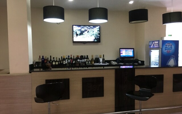 Parktonian Hotel Ikate