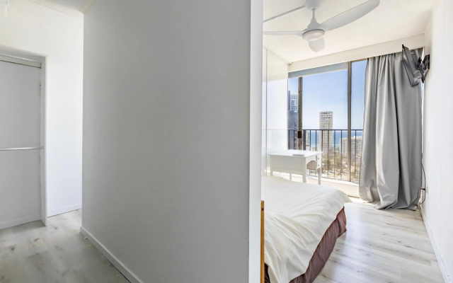 Condor Ocean View Apartments managed by Gold Coast Premium – Guest Rooms – Gold Coast