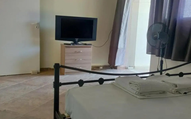 Kalogria Beach Hotel