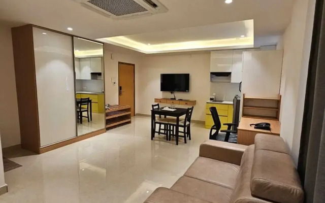 Western Suites