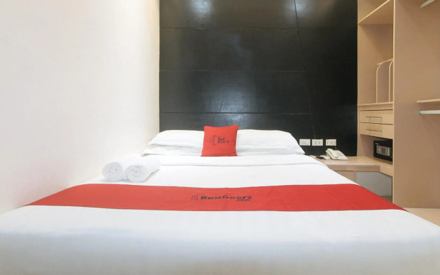 RedDoorz @ Grand Apartelle Hernan Cortes Cebu