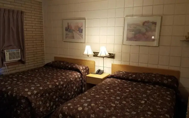 Safari Inn Motel