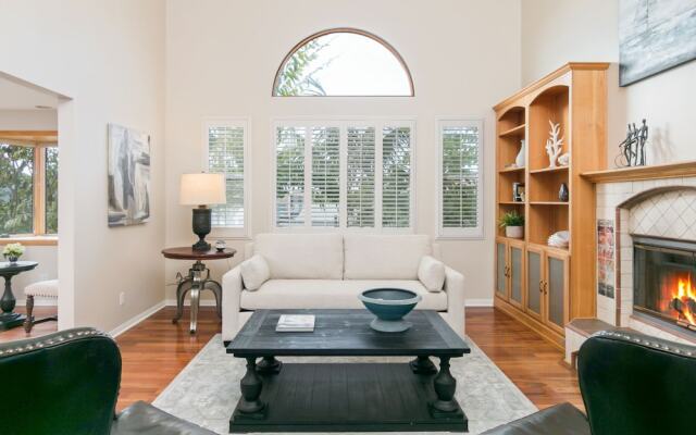 2462 Pierpont Blvd Home