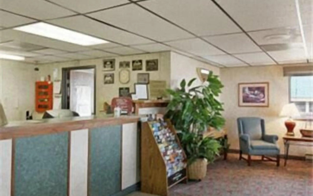 Sunset Inn & Suites - Lincoln Airport