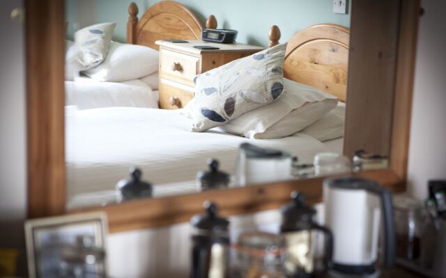 Toothbrush Rooms at Lattice Lodge