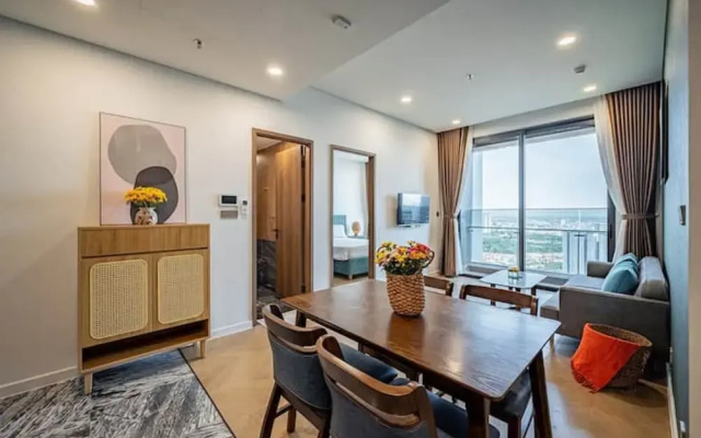 Parkland Riverside Luxury Vacation