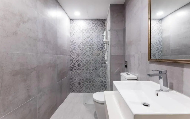 Arte Mont Kiara Duplex 4 pax Jacuzzi