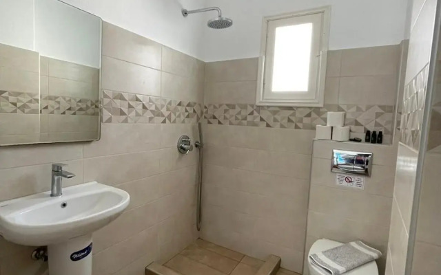 Dilino Hotel
