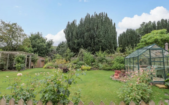 5 Rosedale Abbey